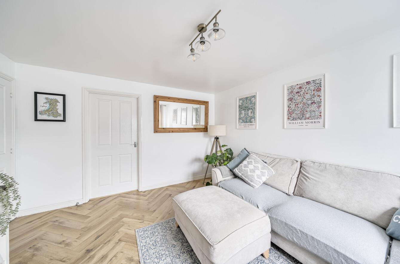 Ty Canol, Carway, Kidwelly, SA17 4HZ